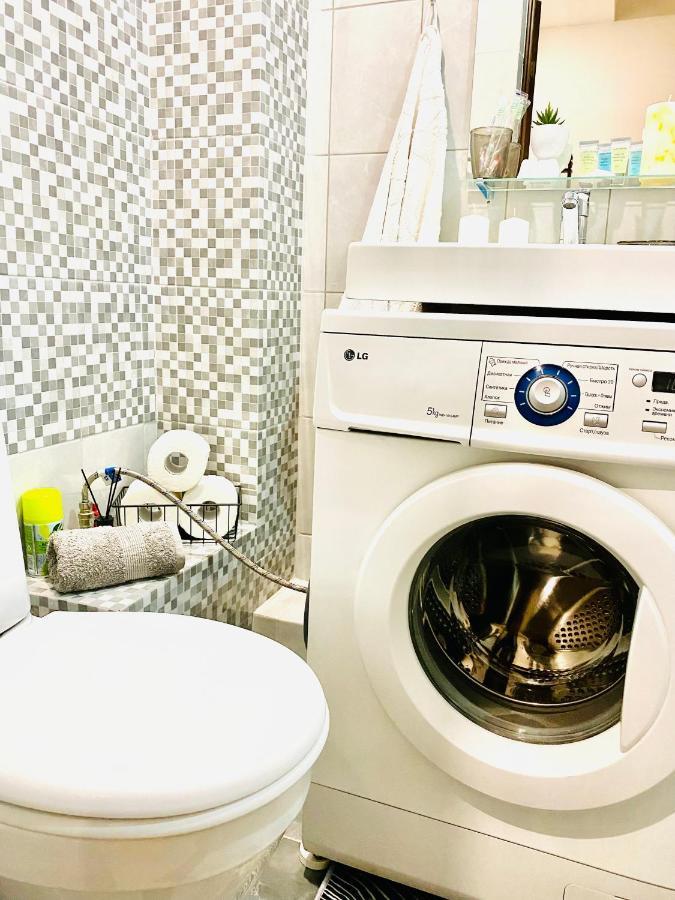 Like Home Apartments Timiryazev Street アルマトイ エクステリア 写真