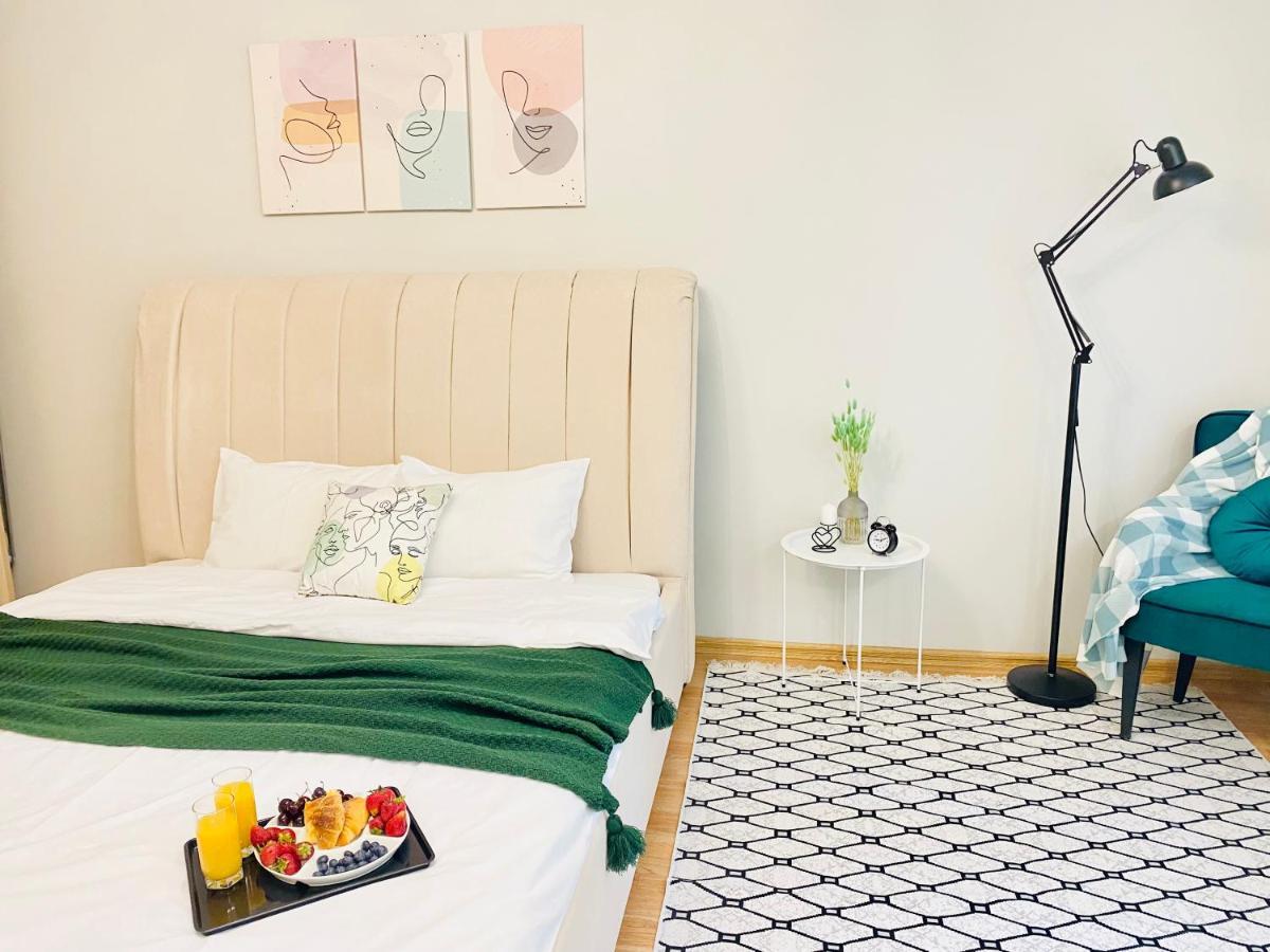 Like Home Apartments Timiryazev Street アルマトイ エクステリア 写真